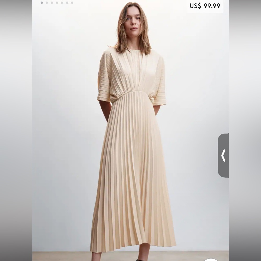 NEW AND NEVER WORN NWT - Mango Pleated Cream Dress, Size 6 Medium